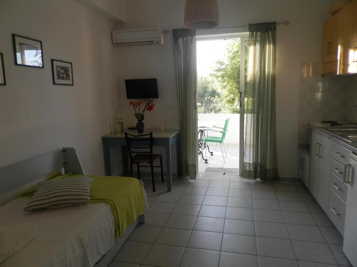 Silvi Mari Apartments Πλατανές Εξωτερικό φωτογραφία