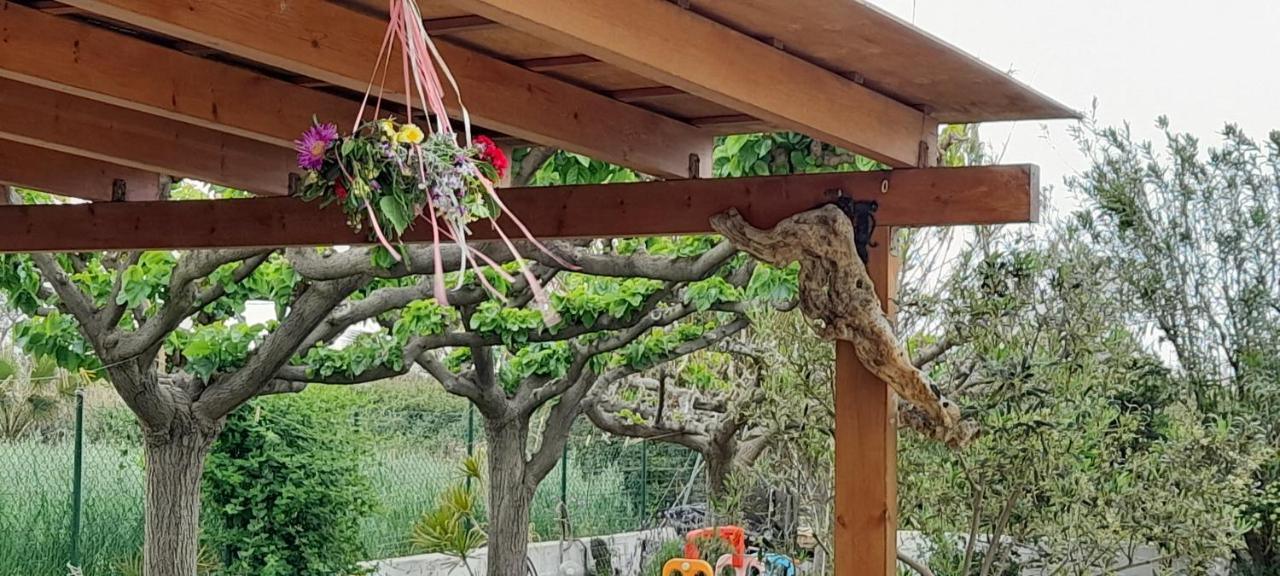 Silvi Mari Apartments Πλατανές Εξωτερικό φωτογραφία