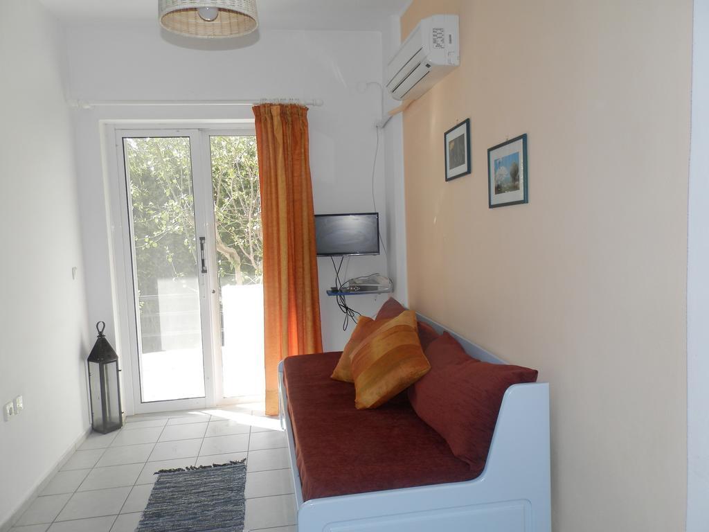 Silvi Mari Apartments Πλατανές Εξωτερικό φωτογραφία